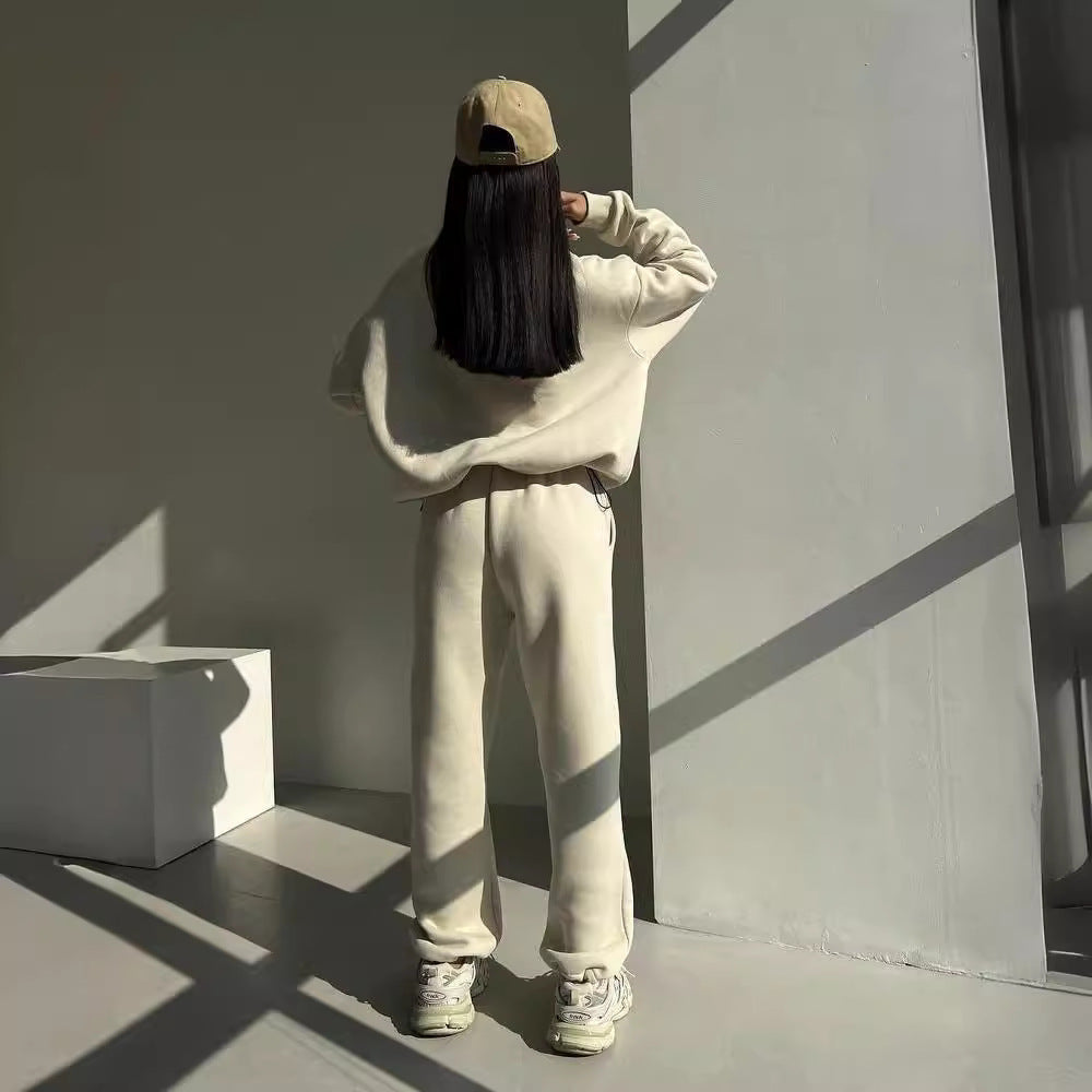 Female Zipper Sport Wear Set